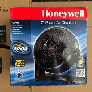 TurboForce® Power Air Circulator Fan 7 “ , HT900 Black ; new inbox never opened